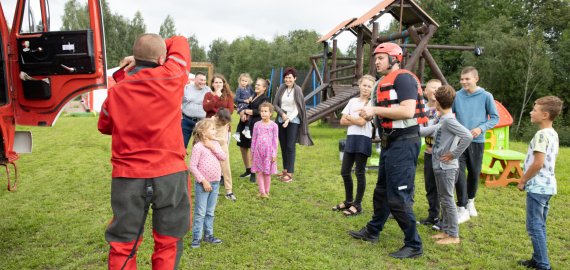 Vasaros palydėtuvių šventė globėjams ir jų vaikams (foto)