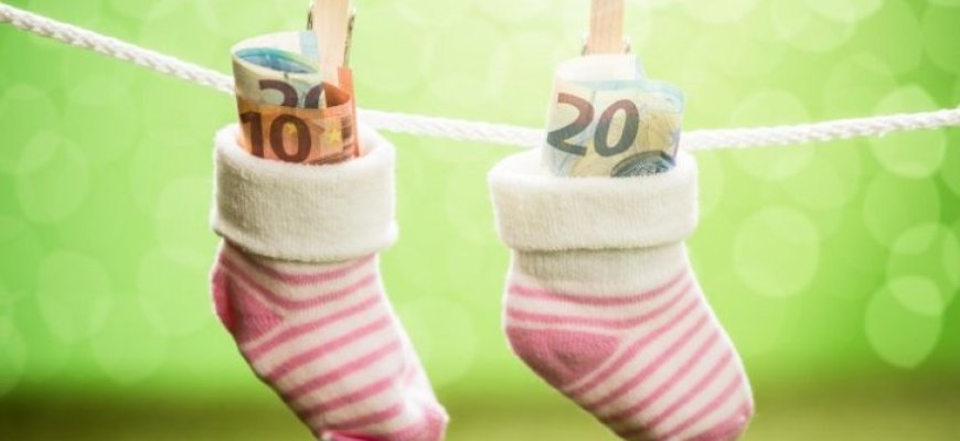 Įvertinti beveik du trečdaliai pateiktų prašymų nors dauguma tėvų dar neužpildė prašymų dėl Vaiko pinigų