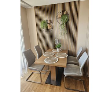 Valgomojo kėdžių komplektas