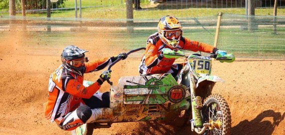 Balandžio 29 d. kviečiame į motokroso varžybas