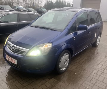 „Opel Zafira“