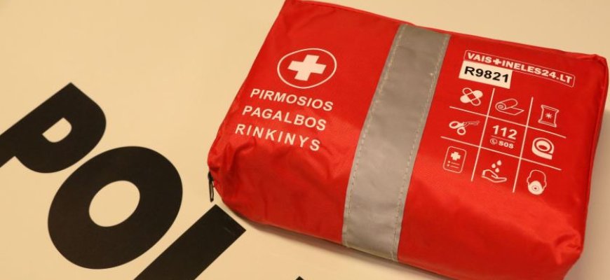 Liko kiek daugiau nei mėnuo atsinaujinti pirmosios pagalbos rinkinius