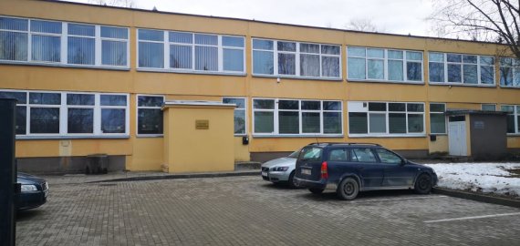 Pagrindinės mokyklos problemoms spręsti reikia ne vienadienių pakišų, o esminių sprendimų