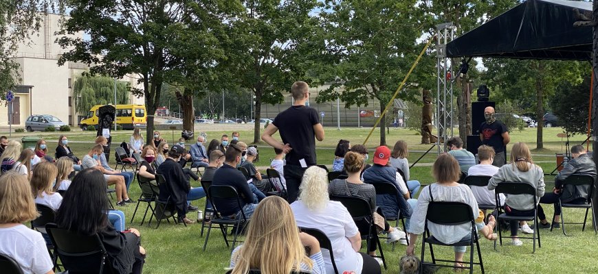 L. Šepkos parke įvyko pirmasis jaunimo festivalis „Rokiškis Youth Fest 2020“ (foto + video)