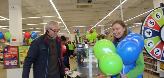 Atnaujintą „Aibę“ Obeliuose įvertino pirkėjai (foto + video)