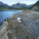 Šiauriausią Europos tašką juodupėnai pasiekė automobiliu, skeptikų siųstu tik į metalo laužą (foto)