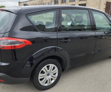 „Ford S-Max“