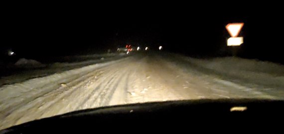 Skaitytojai dalinasi: kelias Kamajai-Rokiškis.  Vairuokite saugiai (video)