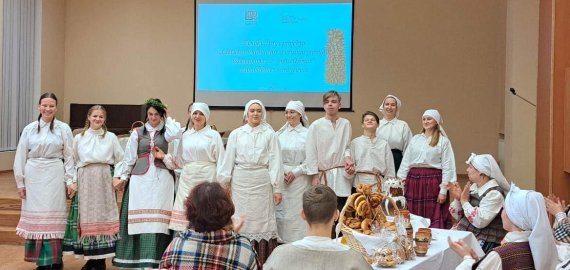 Profesinio mokymo centro komanda šauniai pasirodė respublikinėse varžytuvėse (foto)