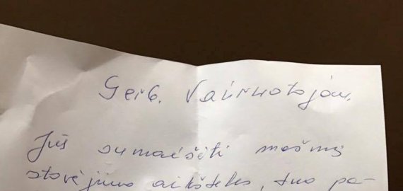 P. Širvio 17 namo gyventojai savaip ginasi nuo invazinių automobilių iš kitų kiemų