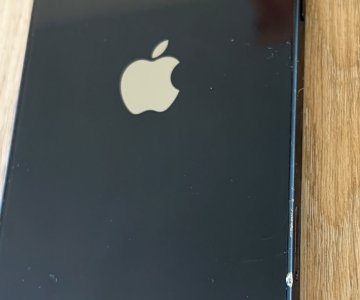 „iPhone 12“