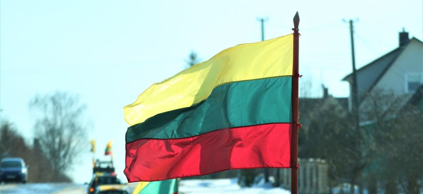 Konstantinavos bendruomenė kviečia kartu giedoti Tautišką giesmę