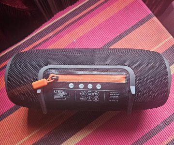 „JBL Extreme“