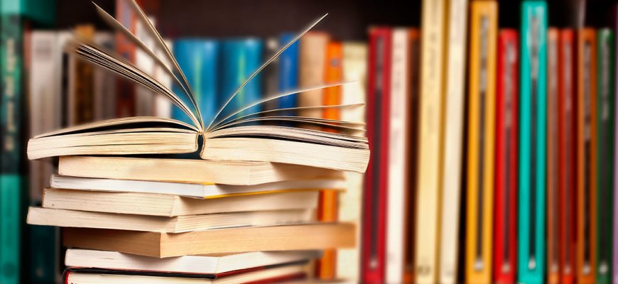 J. Keliuočio Bibliotekoja laukia visų parodose ir seimo nario R. Šarnausko knygos pristatyme