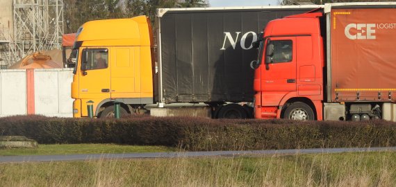 „Linava“: pasienyje su Baltarusija – beveik 1,5 tūkst. vilkikų eilė