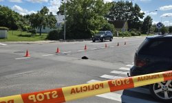 Skaudi nelaimė: sužalotas ant automobilio stogo važiavęs jaunuolis (PILDOMA)