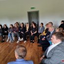 Juodupės gimnazijos „MEPA“ komanda išlaiko tempą: svečiuose vėl priėmė Europos parlamento narį (foto)