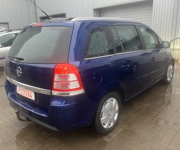 „Opel Zafira“