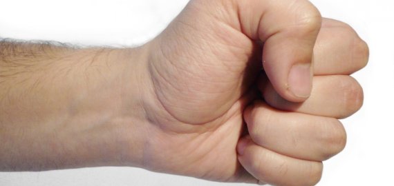 Pirmąją metų dieną - anūko išpuolis prieš močiutę