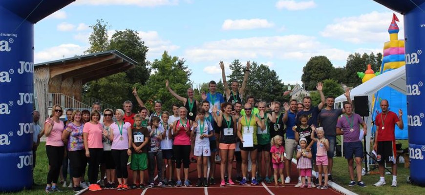 Pandėlyje vėl rinkosi sporto mylėtojai - įvyko pirmasis Žolinės bėgimas