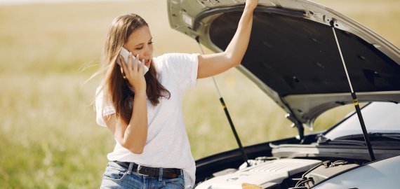 Saugumo taisyklės laukiant techninės pagalbos kelyje