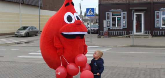 Ateik padovanoti kraujo!