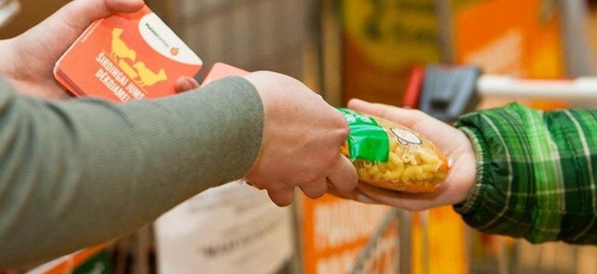 Per kelias dienas „Maisto banko“ akcijai paaukota maisto už pusę milijono eurų