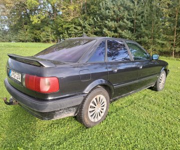 „Audi 80 B4“