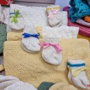 Neišnešiotų naujagimių asociaciją pasieks 300 rokiškėnių megztų kojinių ir kitų šiltų aprėdų