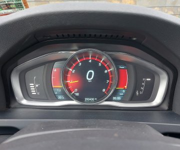 „Volvo V60“