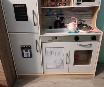 Vaikiška virtuvėlė su priedais