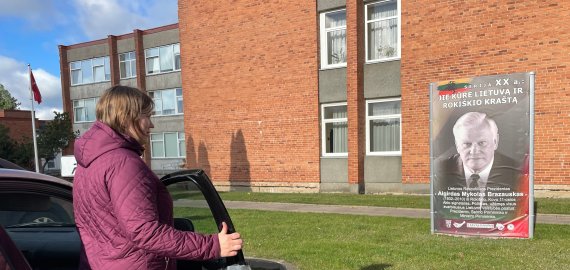 „Savas Rokiškis“ plečia valstybininkų plakatų kolekciją