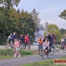 Bajorų bendruomenę subūrė džiugus įvykis – baigtas remontuoti pėsčiųjų ir dviračių takas (foto)