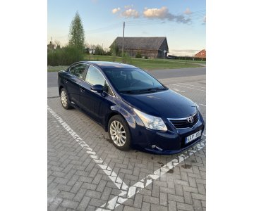 „Toyota Avensis“