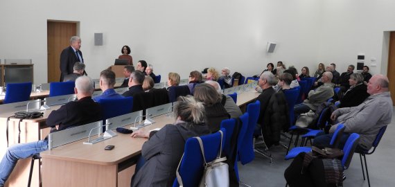 Bronis Ropė: kuo greičiau renovuosime daugiabučius, tuo daugiau pinigų sutaupysime