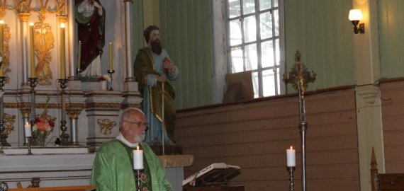 Kamajuose – susitikimas  su kunigu Antanu Saulaičiu