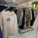 Drabužių išpadruotuvė „Dropingas“ ūgtelėjo – persikėlė į naujas patalpas (foto)