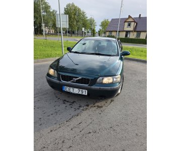 „Volvo S60“