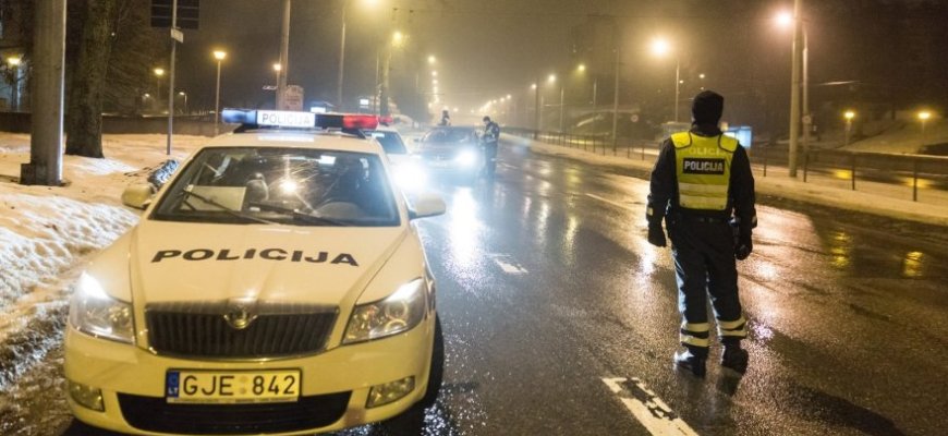 Teikia įstatymų pataisas: prasižengę vairuotojai turės patys rinktis savo ateitį