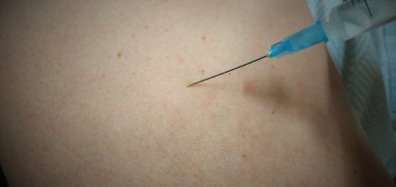 Už bandymus neteisėtai gauti vakcinacijos įrašą gresia baudžiamoji atsakomybė