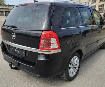 „Opel Zafira“ 2014 m. 
