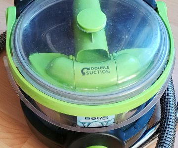  Dulkių siurblys su vandens filtru