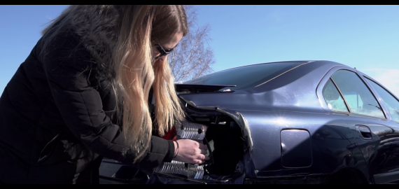 Su kovo 8-ąja, mielos moterys! (video)