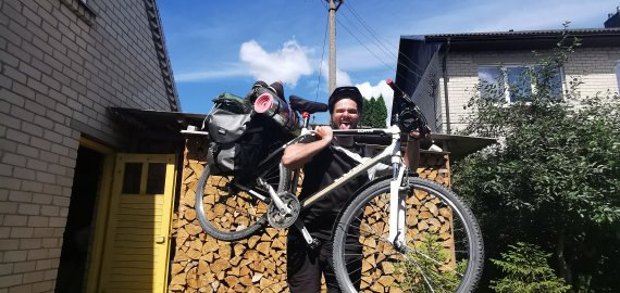 Daugiau kaip 1000 kilometrų dviračiu aplink Lietuvą: Ernesto Jasiūno kelionė su savimi