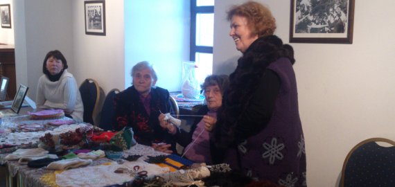 Pirmąjį gruodžio savaitgalį gyventojai sugužėjo į šeškaturgį (foto)