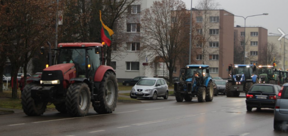 Lietuvos ūkininkai rengia taikią akciją Briuselyje dėl tiesioginių išmokų 