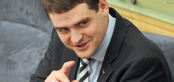 Klounada tęsiasi: kas dar sugalvos kvailesnę permainą Lietuvai