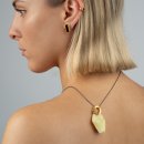 Gintariniai auskarai: kaip atpažinti tikrą gintarą ir išsirinkti kokybišką papuošalą