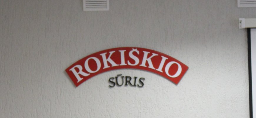 AB „Rokiškio sūris“ siūlo darbą biuro administratorei (-iui)