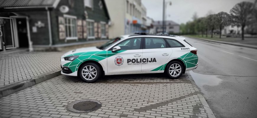 Rajono policijos komisariatui - naujas automobilis